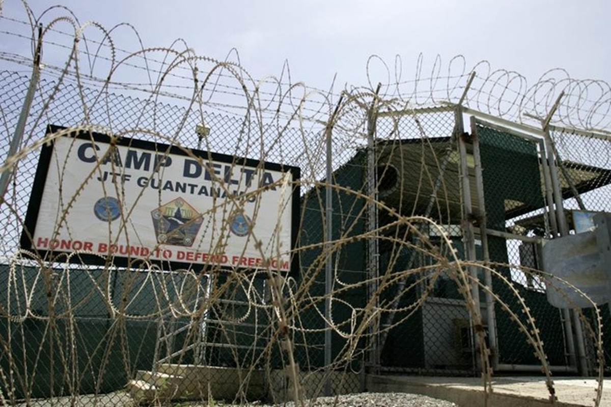 Ben trong nha tu Guantanamo khet tieng cua My